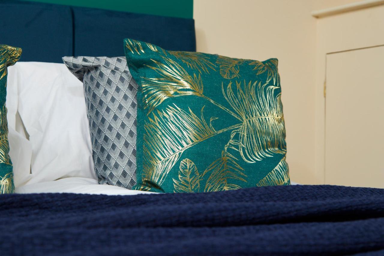 Exquisite Cambridge Abode - Sleeps 6 - Parking Lägenhet Exteriör bild