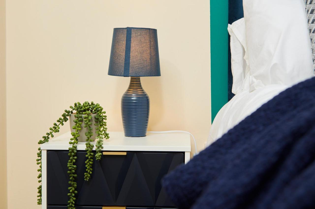 Exquisite Cambridge Abode - Sleeps 6 - Parking Lägenhet Exteriör bild
