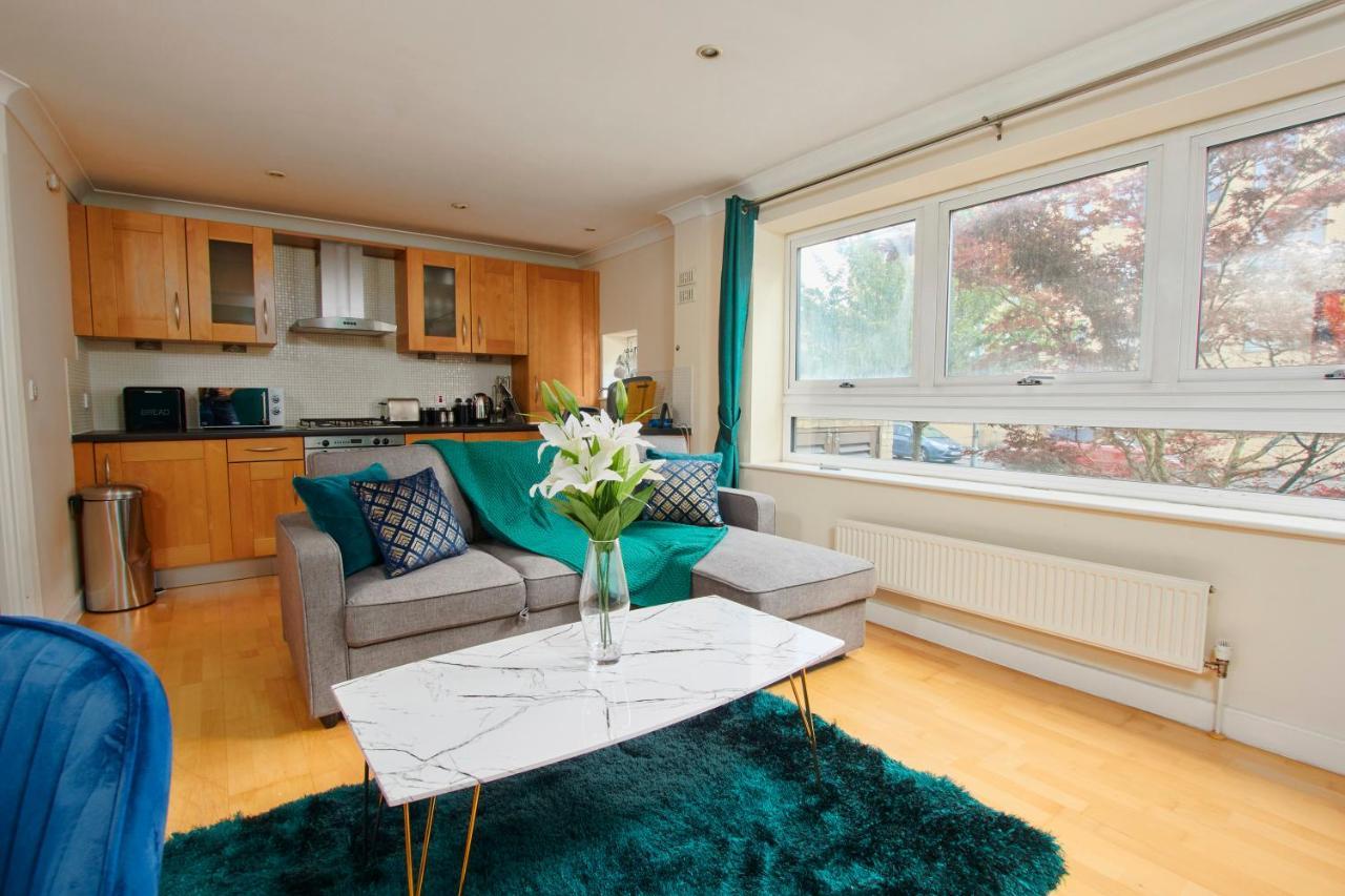 Exquisite Cambridge Abode - Sleeps 6 - Parking Lägenhet Exteriör bild